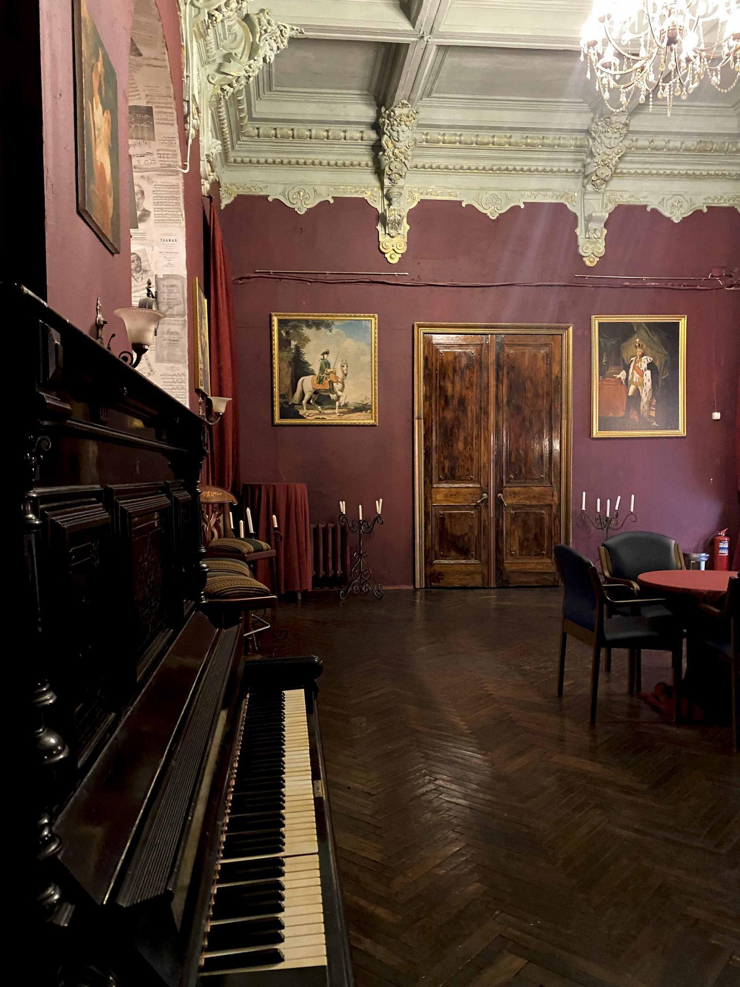 Фотосессии в старинном особняке Шрёдера. Дом Шрёдера