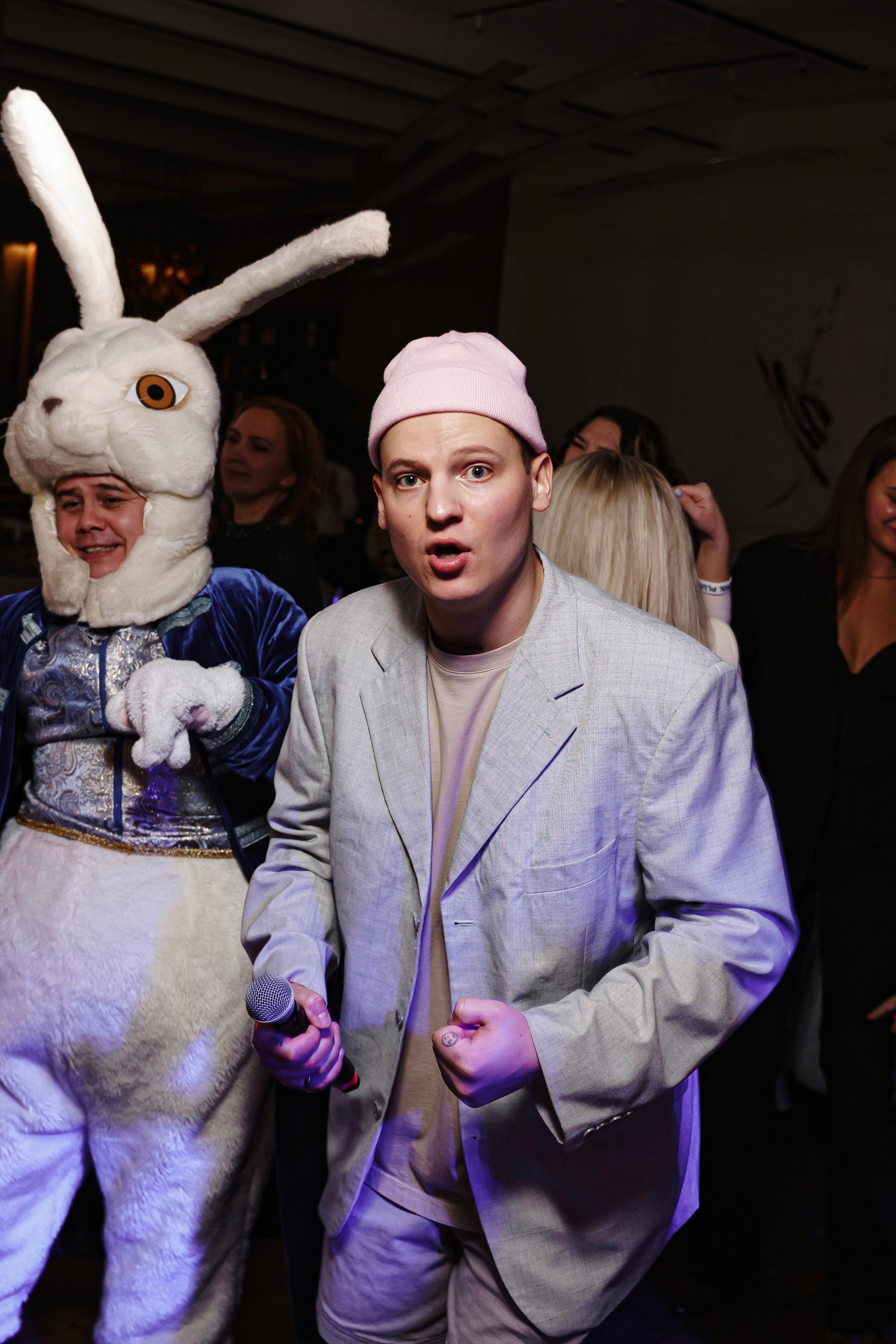 ООО «Вайбс Прод» — развлекаем Богатых людей. Организация мероприятий и видеопродакшн в Москве, по всей России