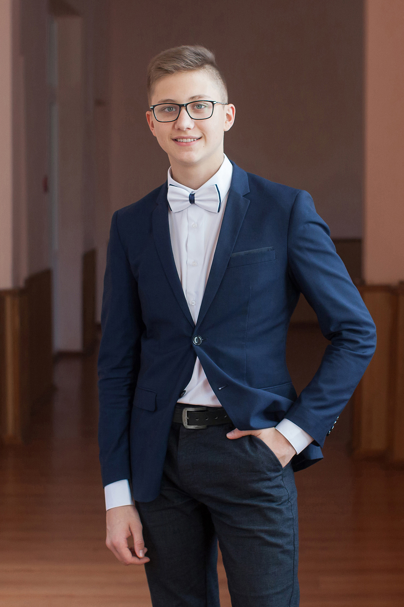 Выпускная фотокнига для 9 11 классов Модерн в Вологде