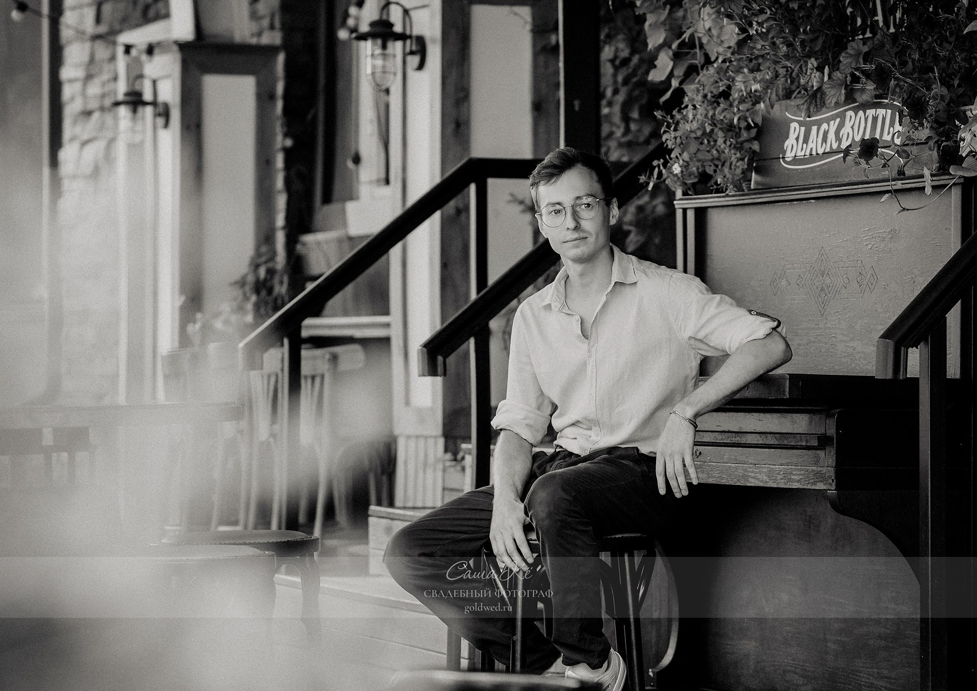 Профессиональная предсвадебная фотосессия в Новосибирске — любовь, нежность и романтика от Саши Кё. Свадебный, семейный и event фотограф в Новосибирске и Новосибирской области Саша Кё