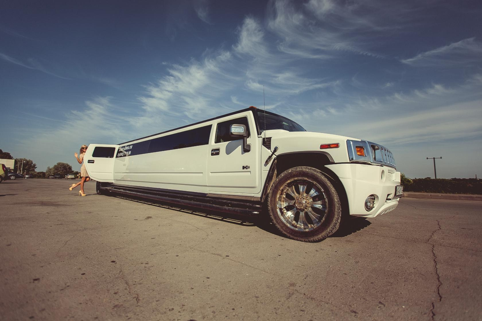 medlori fotobook Фотокниги в Липецке. Свадебная фотокнига «WEDDING DAY» Фотокнига постраничная (от 20 до 40 страниц), цена зависит от количества разворотов. Варианты фотокниг, созданные мной от фотосъёмки до дизайна. Цена: от 7500 руб за 10 разворотов. Обложка жёсткая, листы 350 мг. Фотограф Медведева Лариса.
