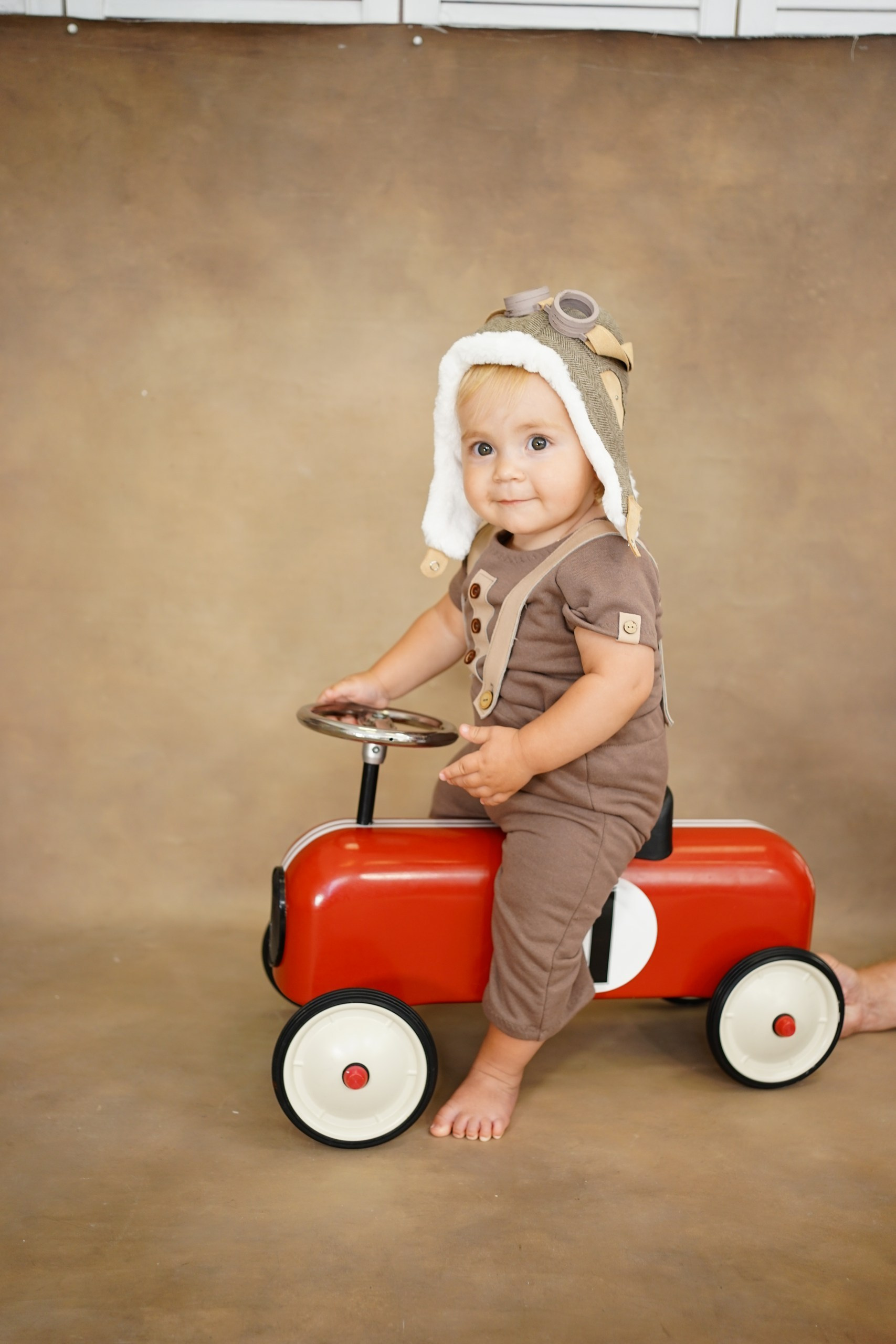 Фотозоны на ХОЛСТЕ. Детская Фотостудия ГОДОВАСИКИ в Санкт-Петербурге фотосесия на годик