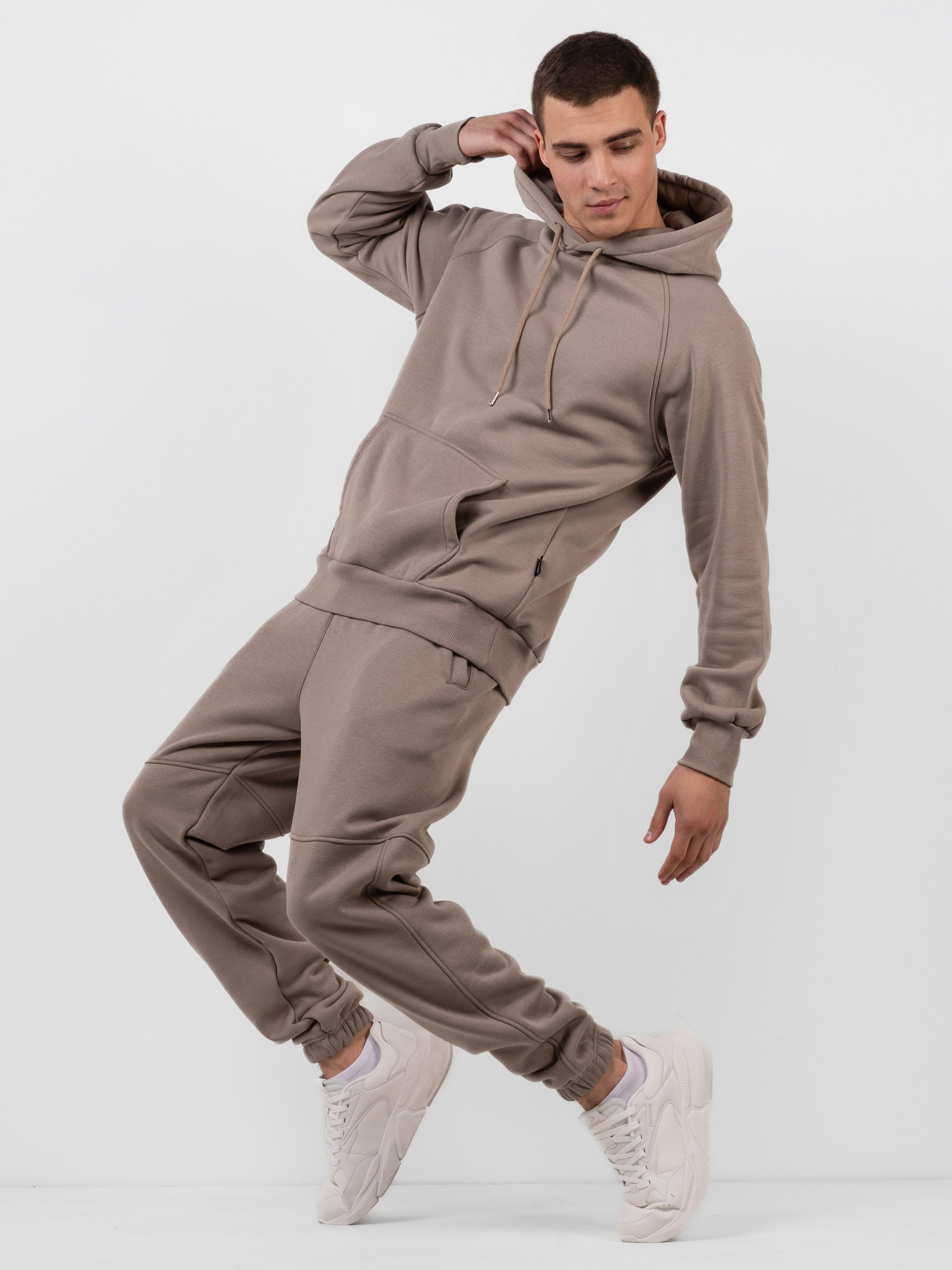 Контакты CREATIVO PROD. Фото для маркетплейсов — CREATIVO.PROD Москва