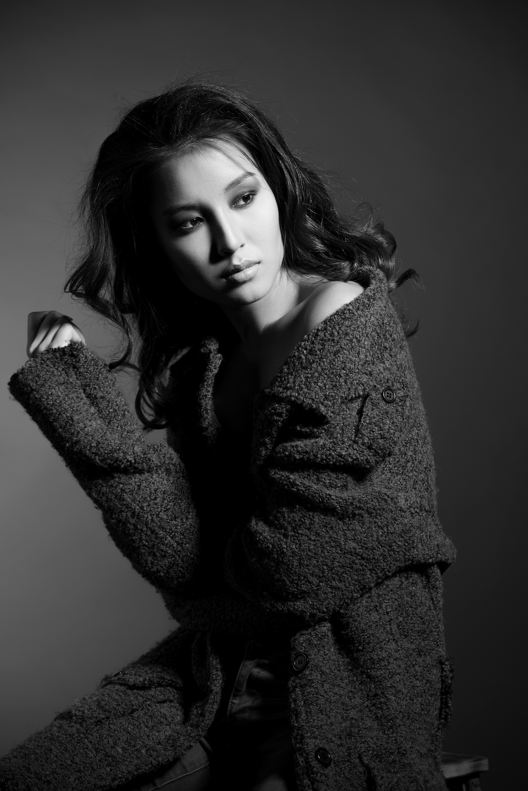 Женский портретный фотограф в Москве. Арт фотограф в Москве Леонид Маркачев. Женский портрет, будуар, фэшн, арт-ню