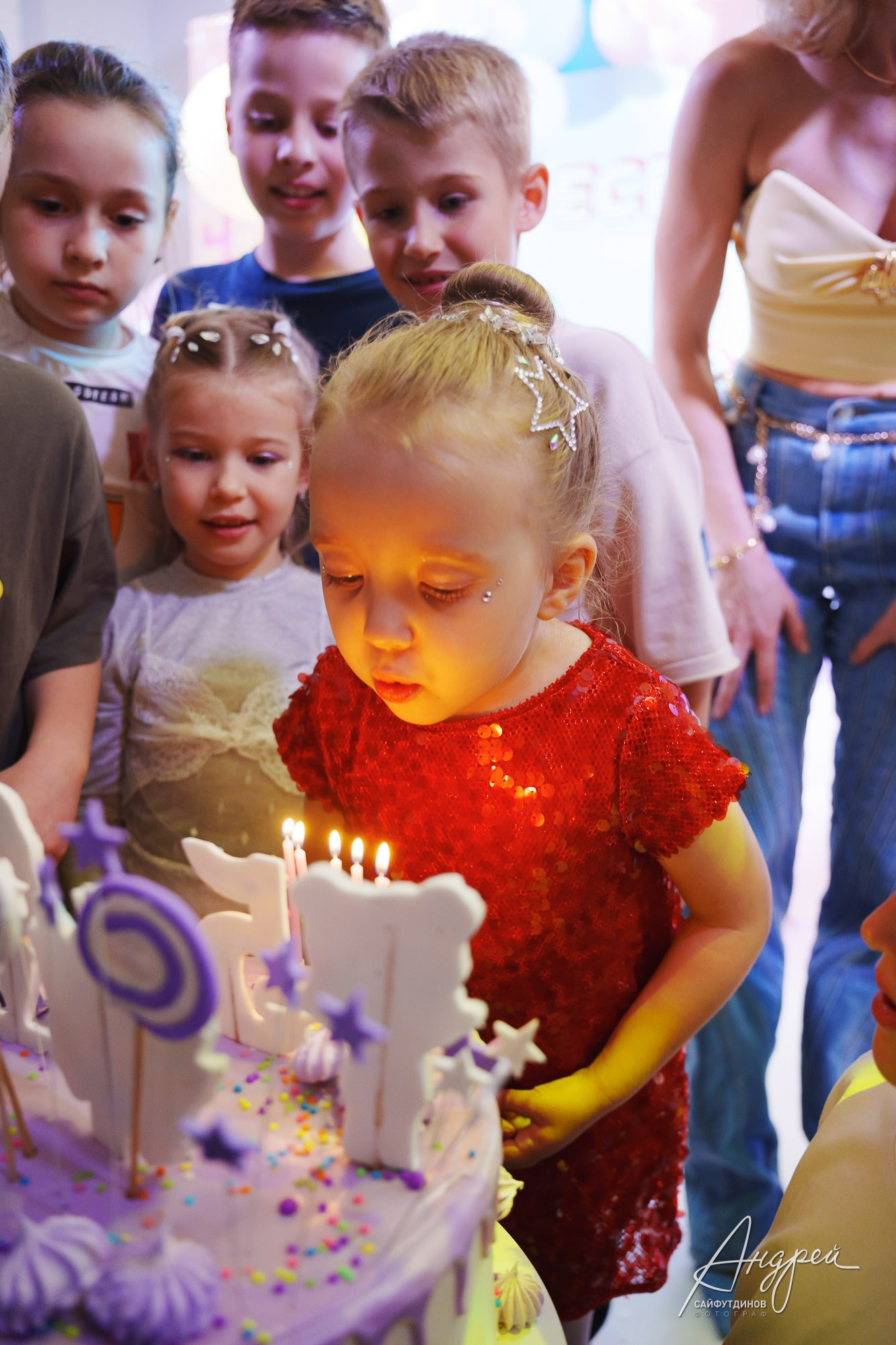 Профессиональная фотосъёмка на День рождения в Ростове — студийная и репортажная. Свадебный и семейный фотограф в Ростове-на-Дону. Андрей Сайфутдинов