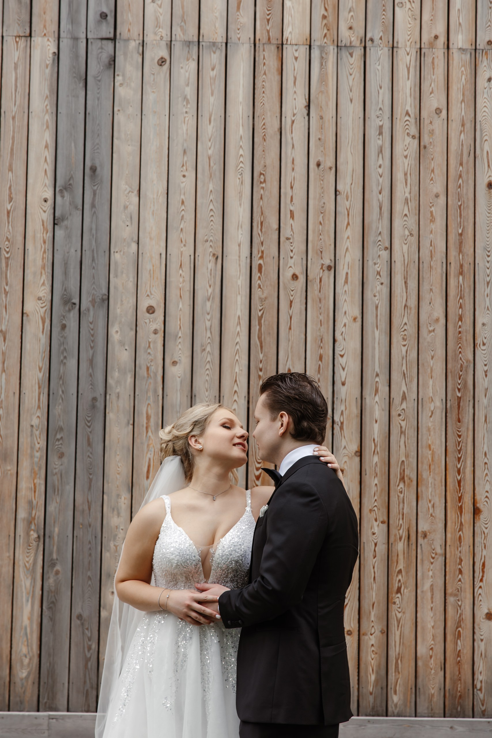 Свадьба до 100 тысяч рублей с гостями: реально ли? Полный гид по бюджетному торжеству. Фотограф, видеограф на свадьбу в Москве Никита Назаров