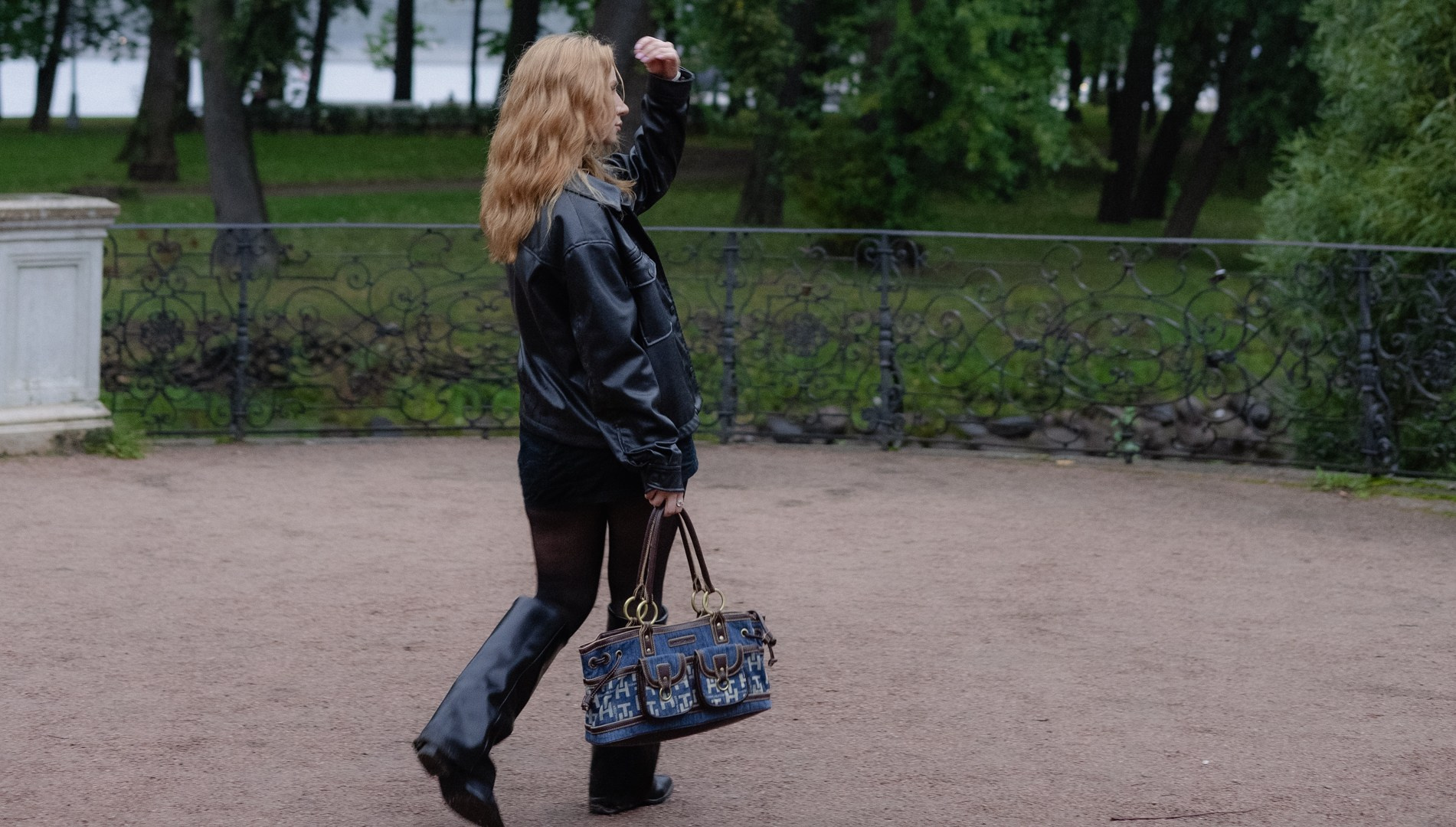 Street Anastasia. Юлия Астра: Фотограф в Санкт-Петербурге. Снимаю женские портреты, уличные съёмки в Петербурге и людей с их собаками