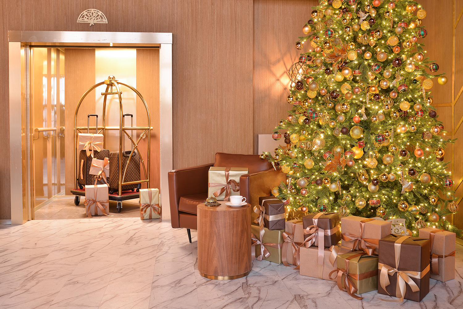 Где сделать красивую новогоднюю фотосессию в Москве, Мой личный рейтинг студий для праздничных съёмок, Фотостудии с атмосферой уюта и волшебства, Необычные локации для креативных новогодних кадров, Как выбрать студию под ваш стиль и настроение, новогодняя фотосессия в Москве, фотостудия для новогодней съёмки, лучшие фотостудии Москвы, новогодние фотостудии Москва, где сделать новогодние фото, фотостудии для бренд-съёмки, фотосессия в новогодней студии, идеи для новогодней фотосессии, бренд-фотограф Москва, фотосессия в студии Москва, rina_sphoto, Катерина Сысуева, Рина Сысуева, фотограф в Москве, бренд-фотограф для экспертов, Cross Studio