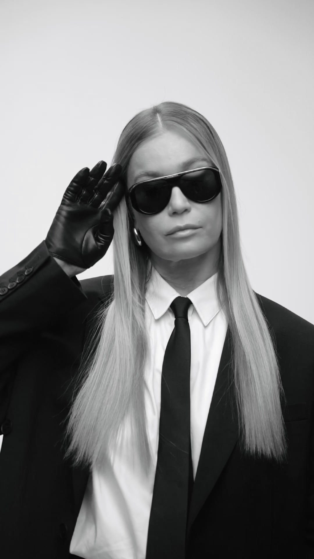 VIDEO. TUTSARKIS — Art Director | Stylist | Photographer