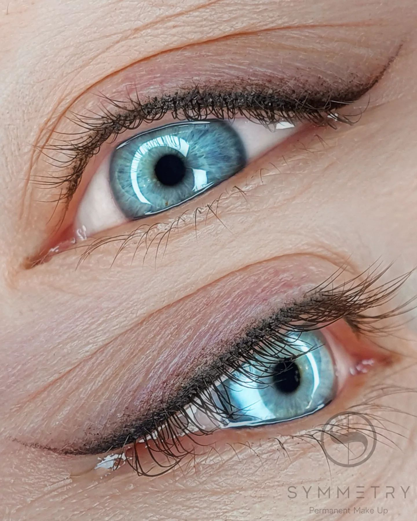 Саша. Студия перманентного макияжа, косметологии и массажа SYMMETRY в Москве, м. Киевская