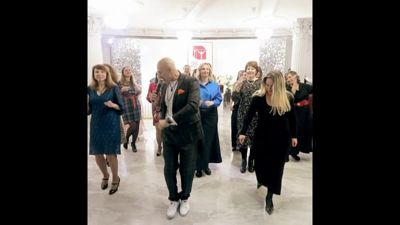 Программа на корпоратив. Ведущий на праздник в Москве / Денис Аганин