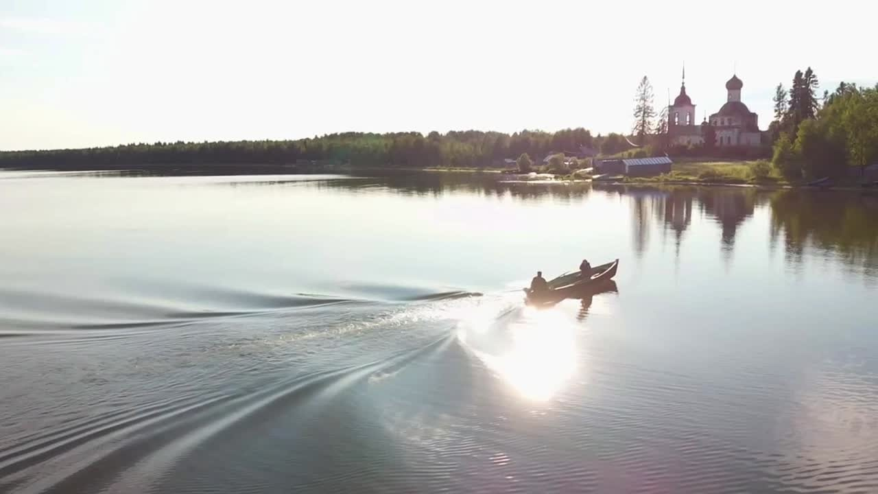 Фильмы. Юлия Невская режиссер и сценарист документального кино, документальный фотограф, визуальный сторителлер