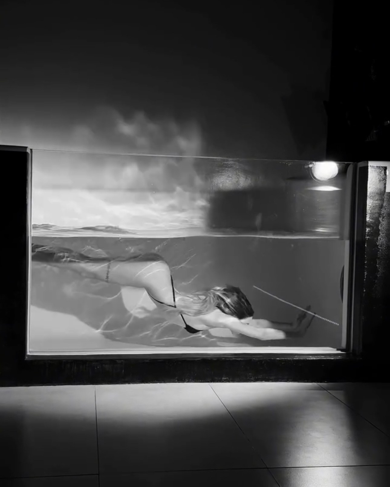 Aqua. Fashion & Boudoir photographer Diana Ageeva