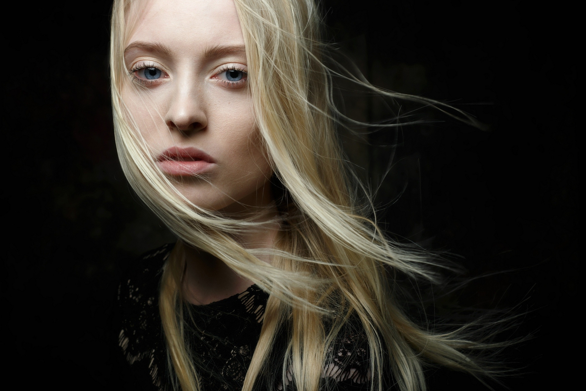 Фотограф в Ростове-на-Дону. BookVa-выпускные альбомы