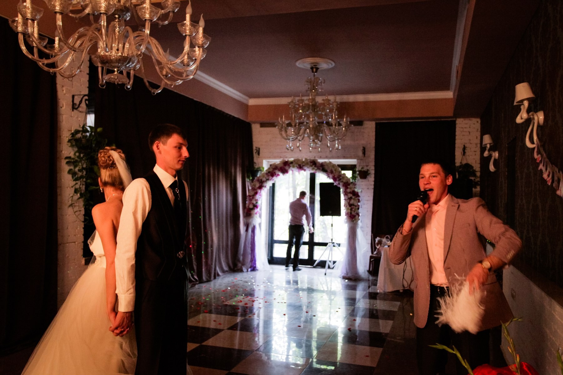 Отзывы. Ведущий и Вокалист Александр Узунов в Москве и Московской области