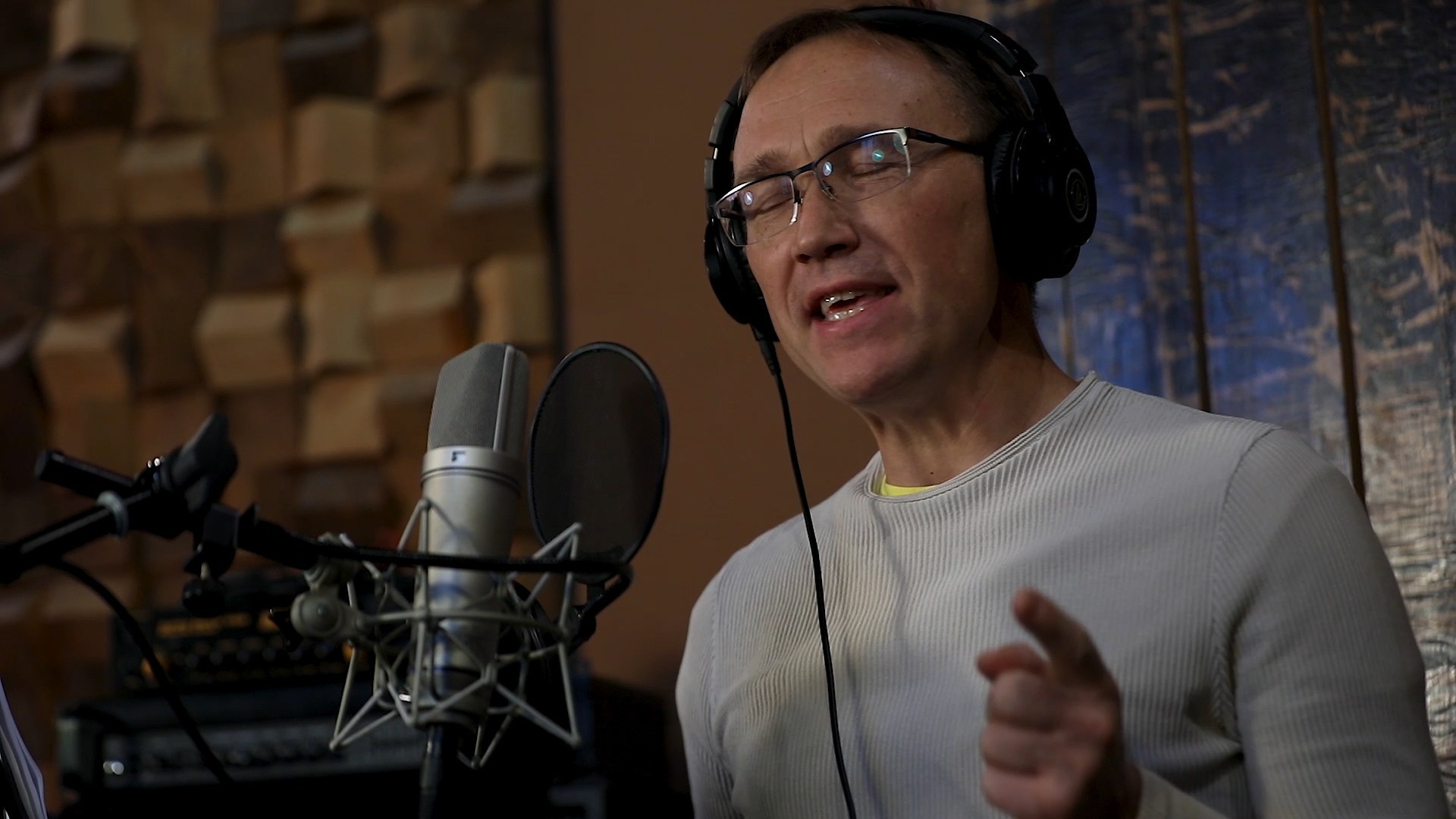 Клипы / Ролики