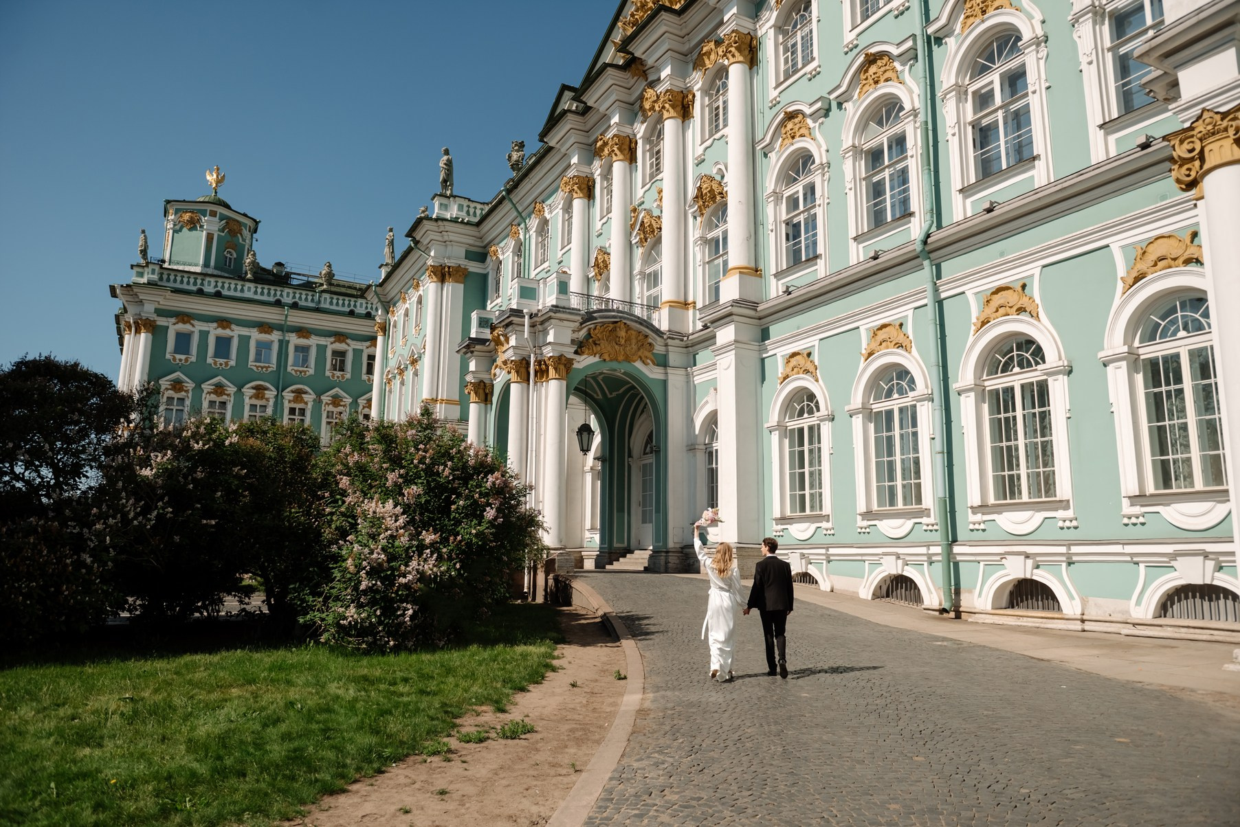 Свадебная прогулка в&nbsp;Питере у&nbsp;Эрмитажа