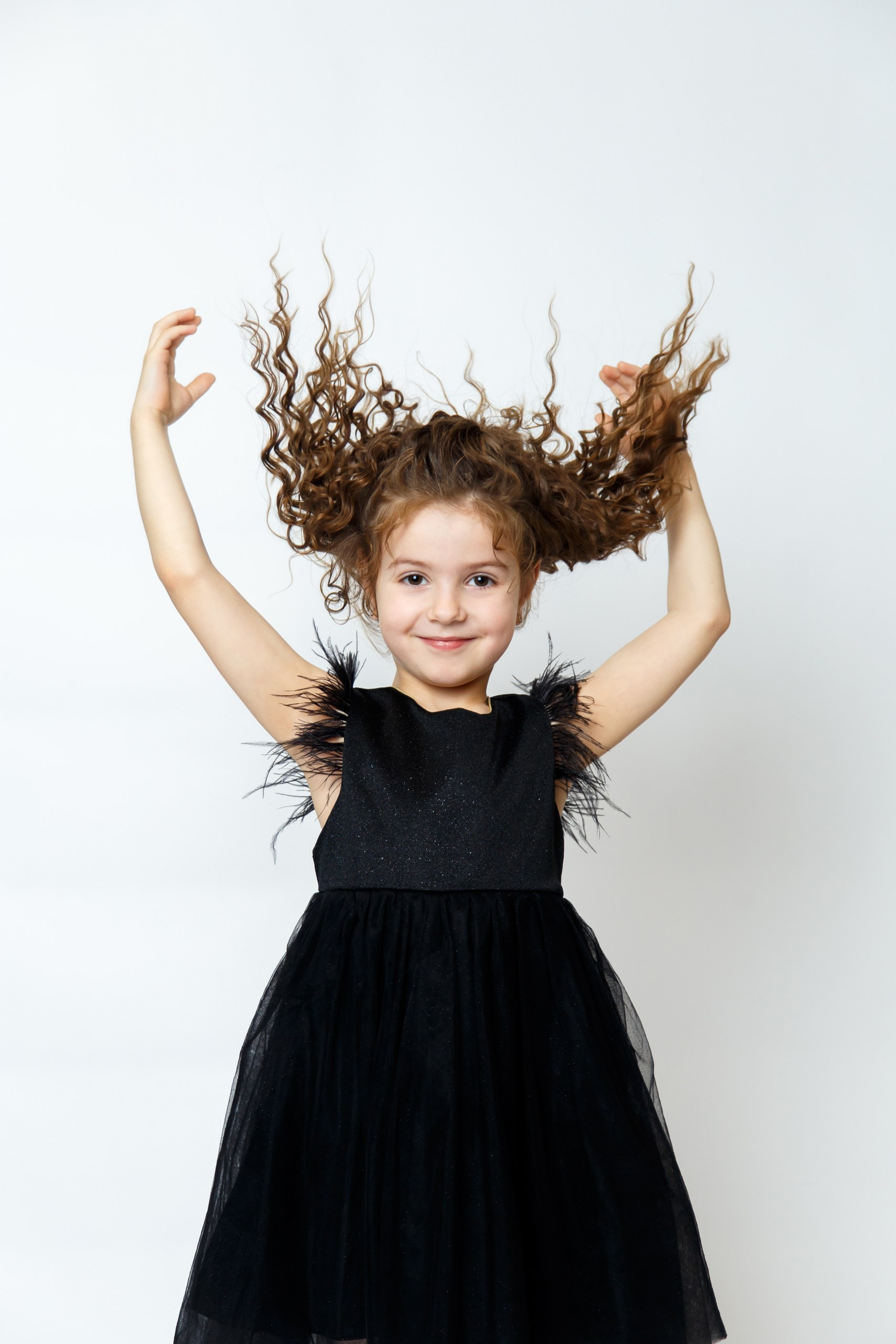 Выпускные альбомы. Akhmadeevmedia.ru