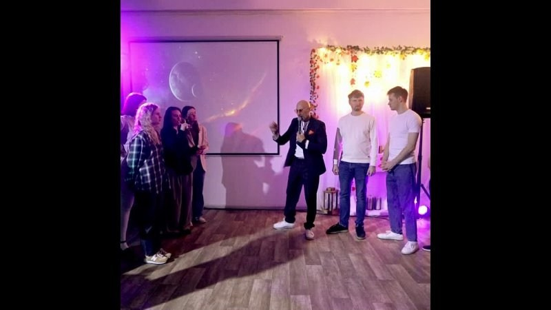 Программа на свадьбу. Ведущий на праздник в Москве / Денис Аганин