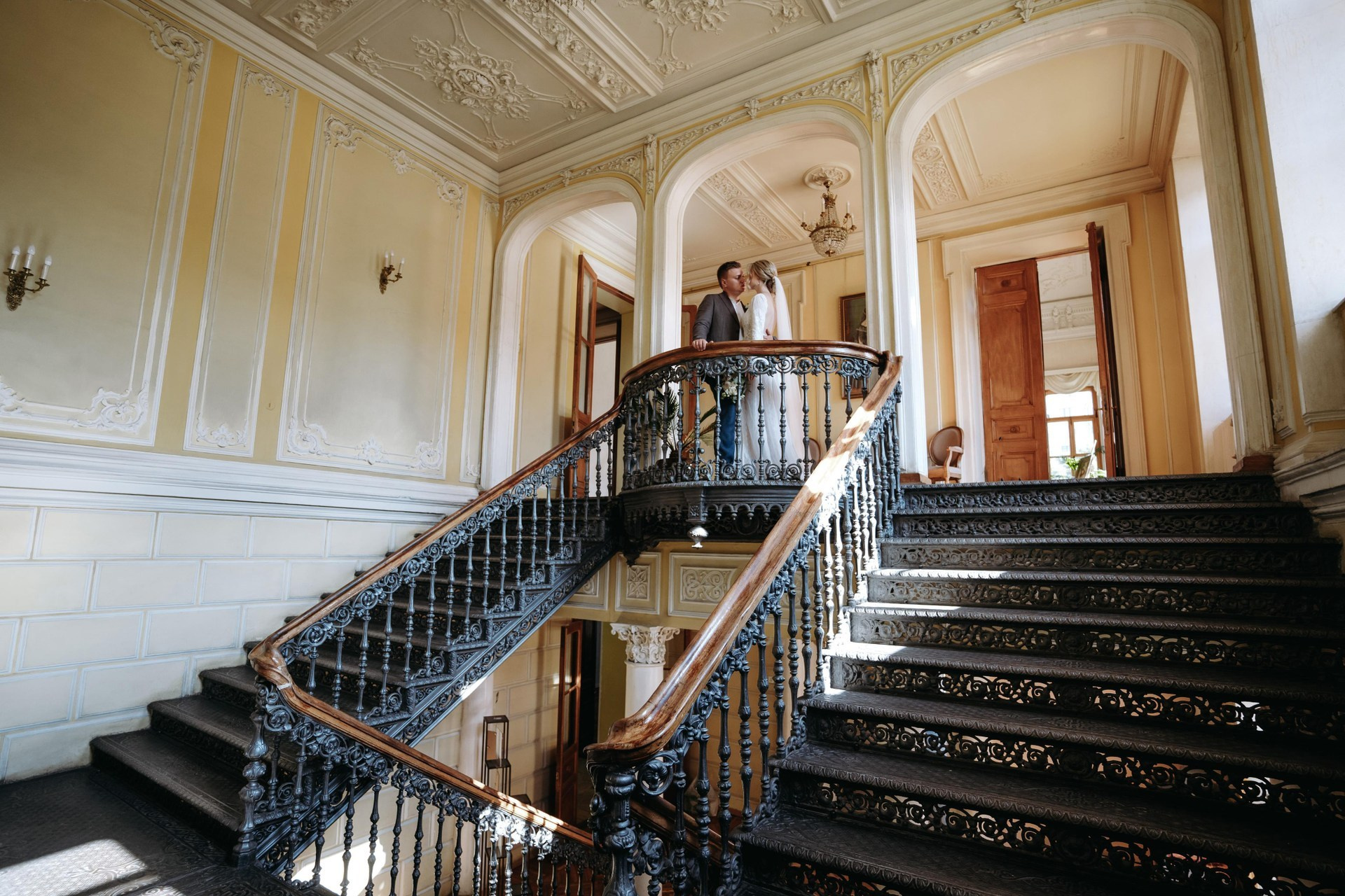 Фотостудии для свадебной фотосессии в Москве