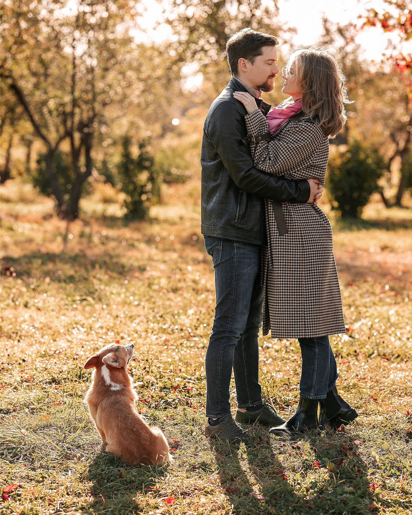 Друзья наши меньшие в осенней лавстори. Женский и семейный фотограф в Москве Виктория