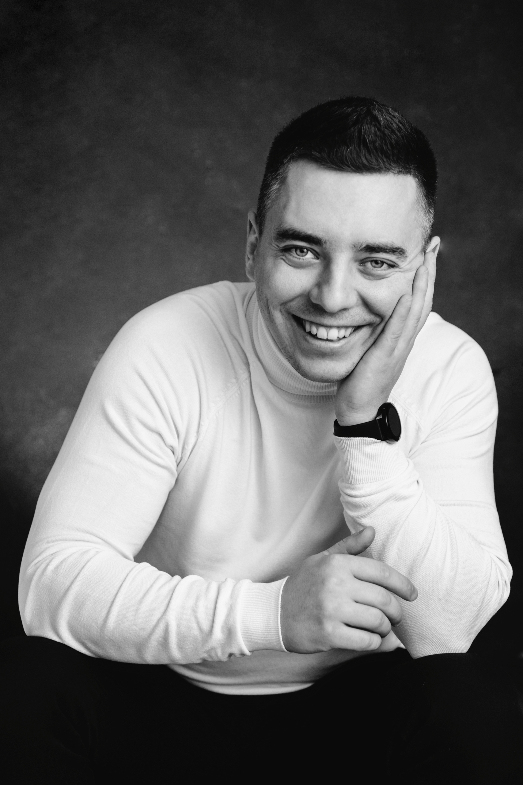 Wedding and family photographer in Dubai Vasilii Albul