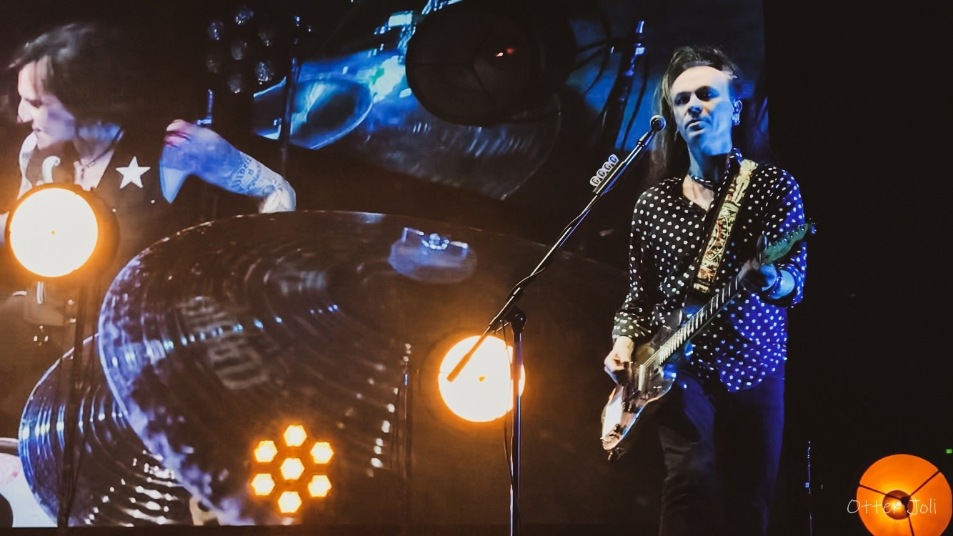 Живительный надрыв в честь 12-летия The Matrixx. Концертный репортёр Валерия Сафина