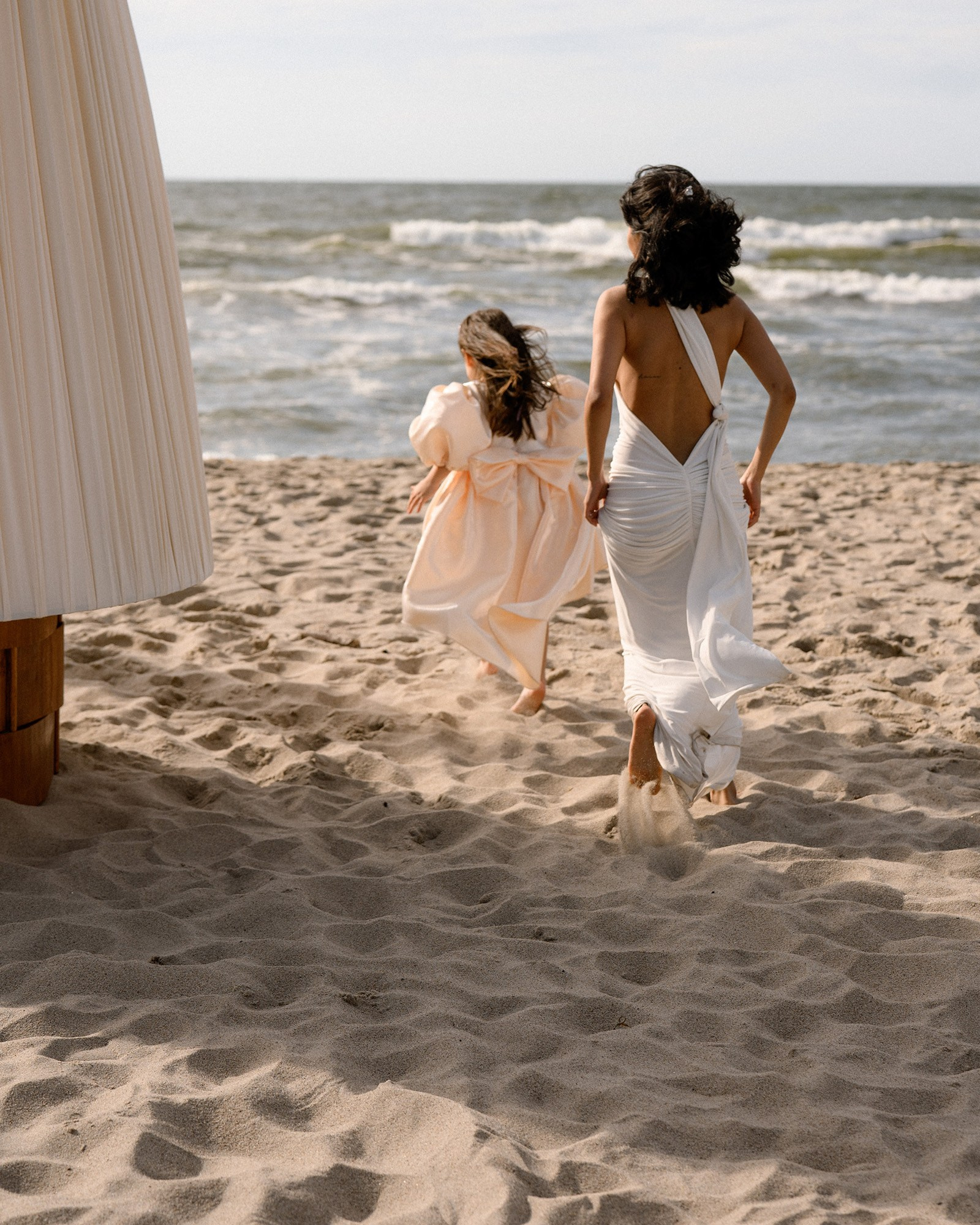 Балтийский ветер, свобода, шум моря. Свадебный фотограф в Санкт-Петербурге, Москве, СПб Сергей Поддубный