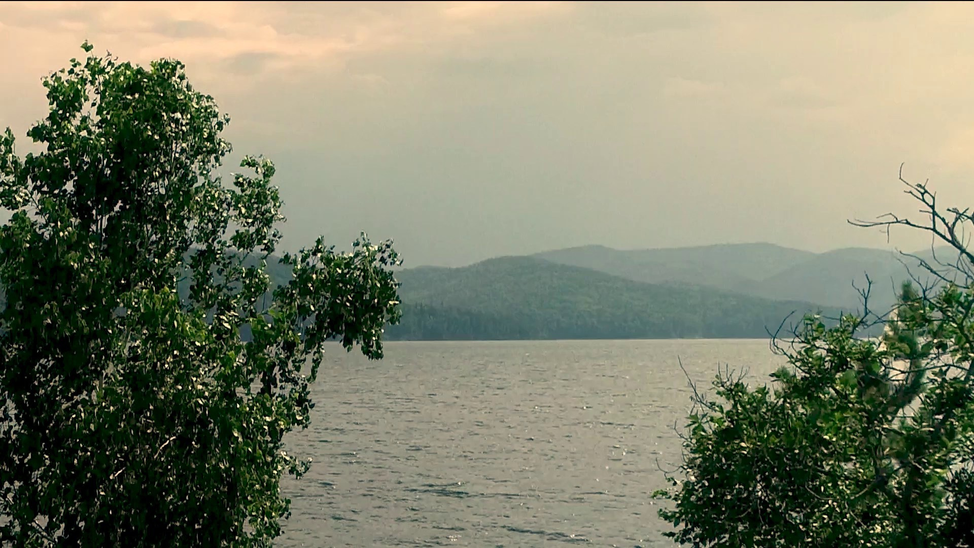 Цена стоимость описание фотосессий в Красноярске студийная свадебная семейная бизнес портрет индустриальная лавстори love story фотосъёмка