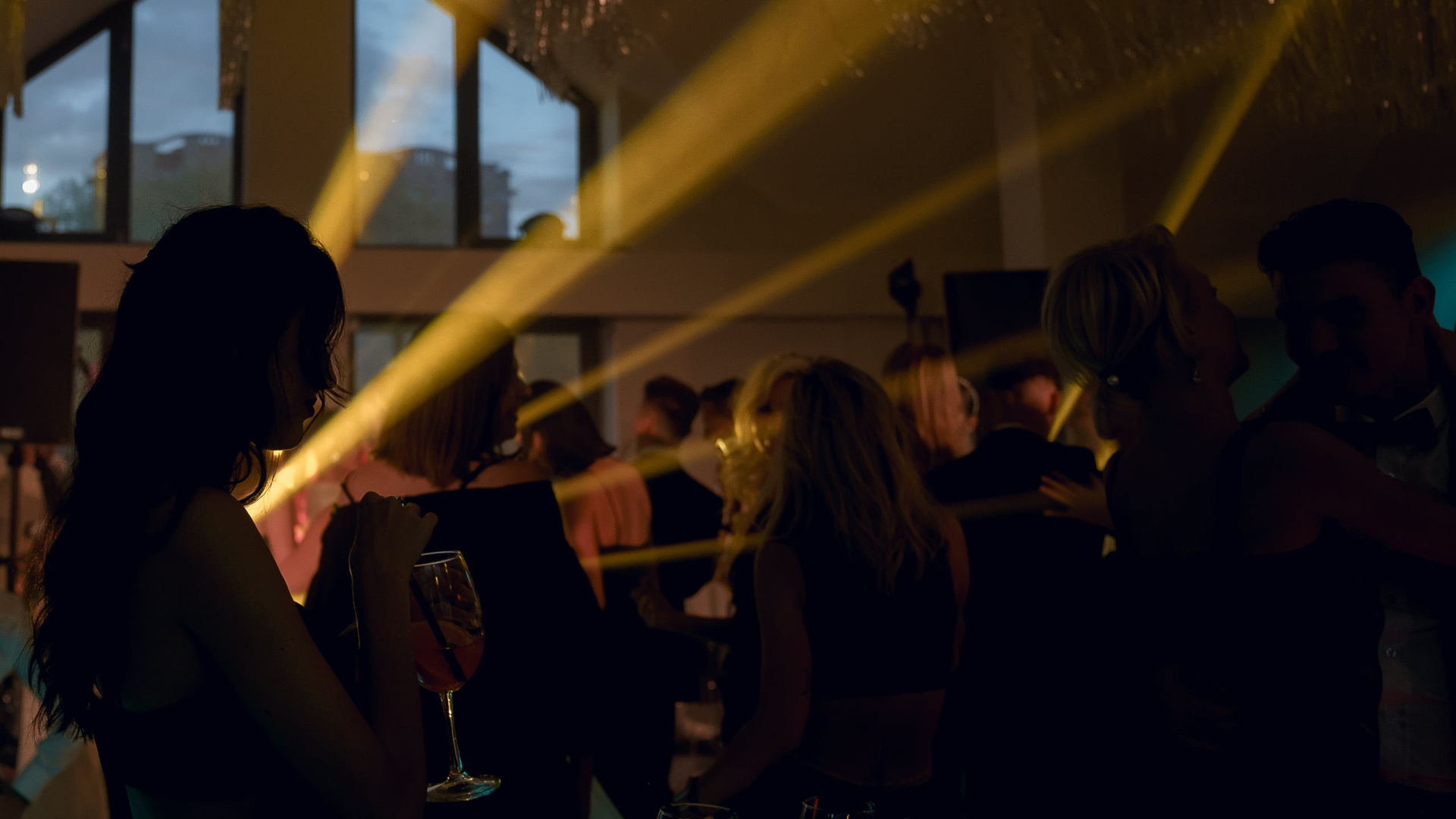 Свадебный видеограф в Москве и Санкт-Петербурге Павел Пономарёв