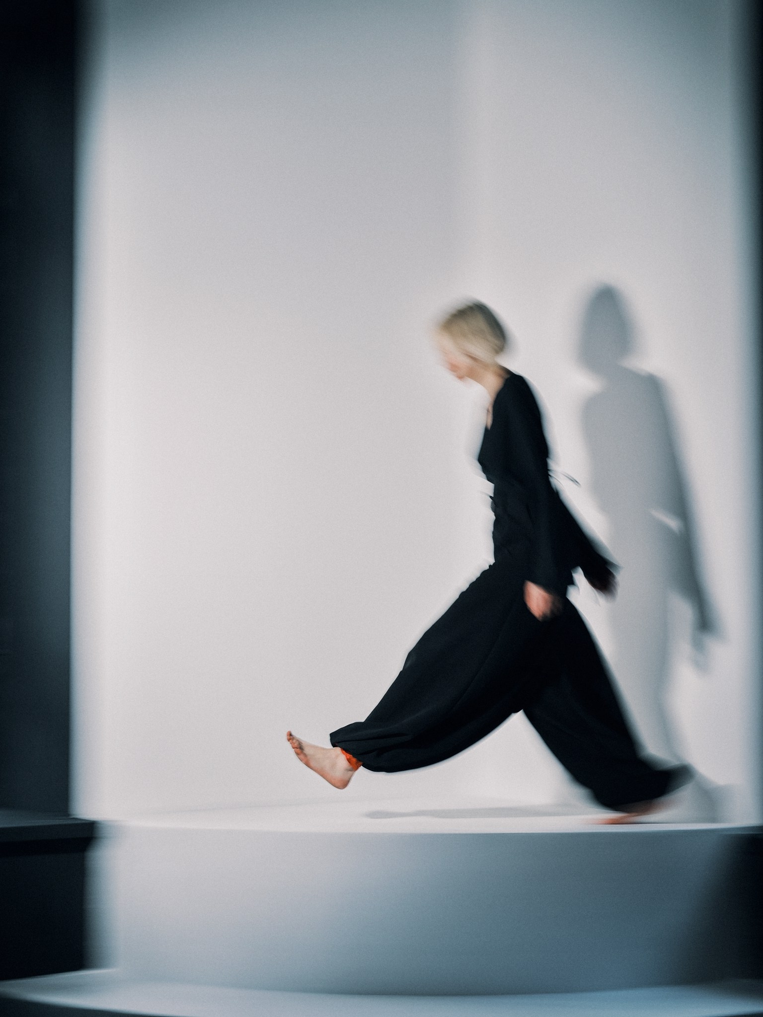 Минималистичная фотостудия в Барнауле. MN Studio