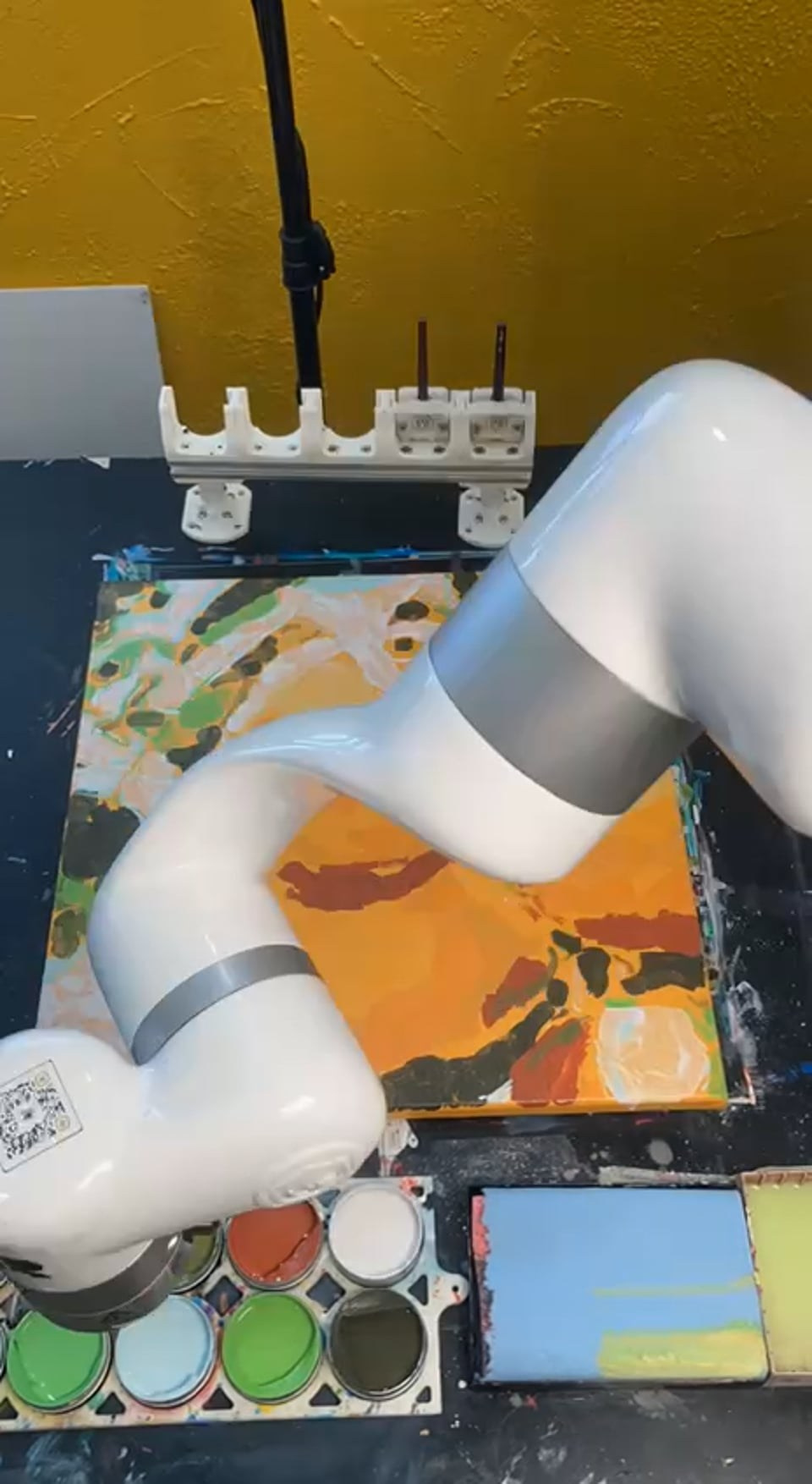 Nature meets the machine. Interior designer Nataliia Iksanova