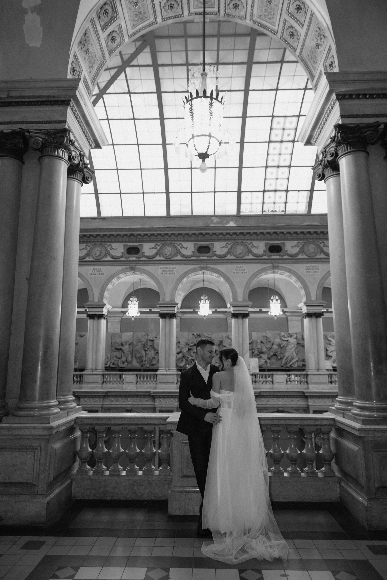 14 дворцов в Санкт-Петербурге для свадебной фотосессии в дождь. Свадебный фотограф в Санкт-Петербурге Венера Ахметова