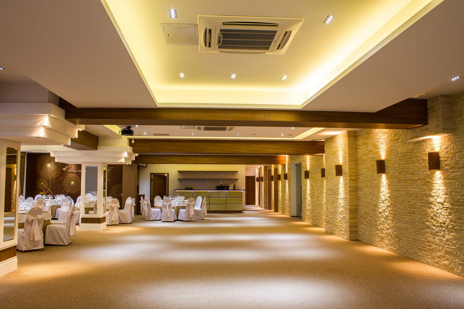 Список мест для проведения банкета в Липецке. Свадебный и семейный фотограф в Липецке Натали Бриз