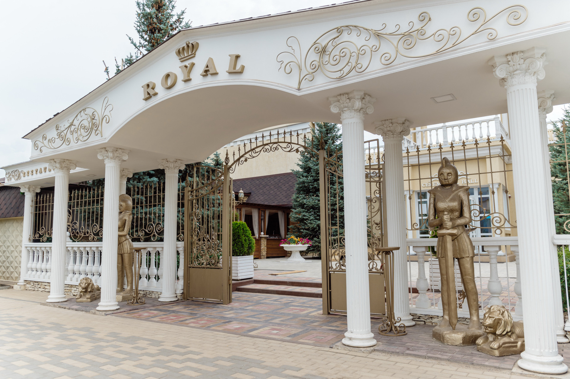 Список мест для проведения банкета в Липецке. Свадебный и семейный фотограф в Липецке Натали Бриз