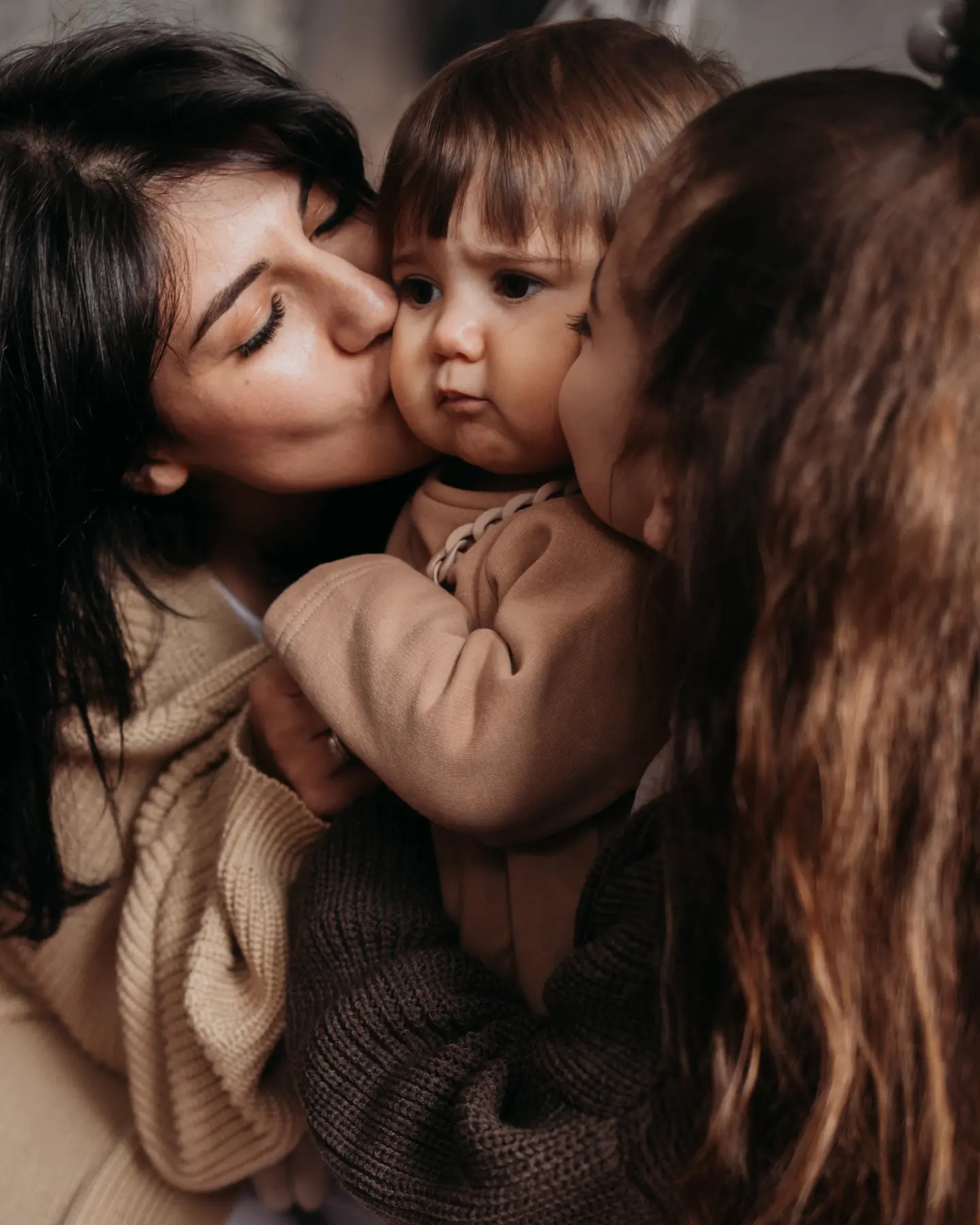 Всем привет! Меня зовут Евгения Попова и я семейный фотограф в Москве