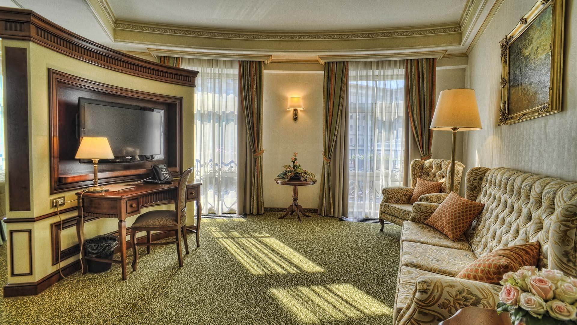 Красивый номер для фотосессии свадьбы в отеле