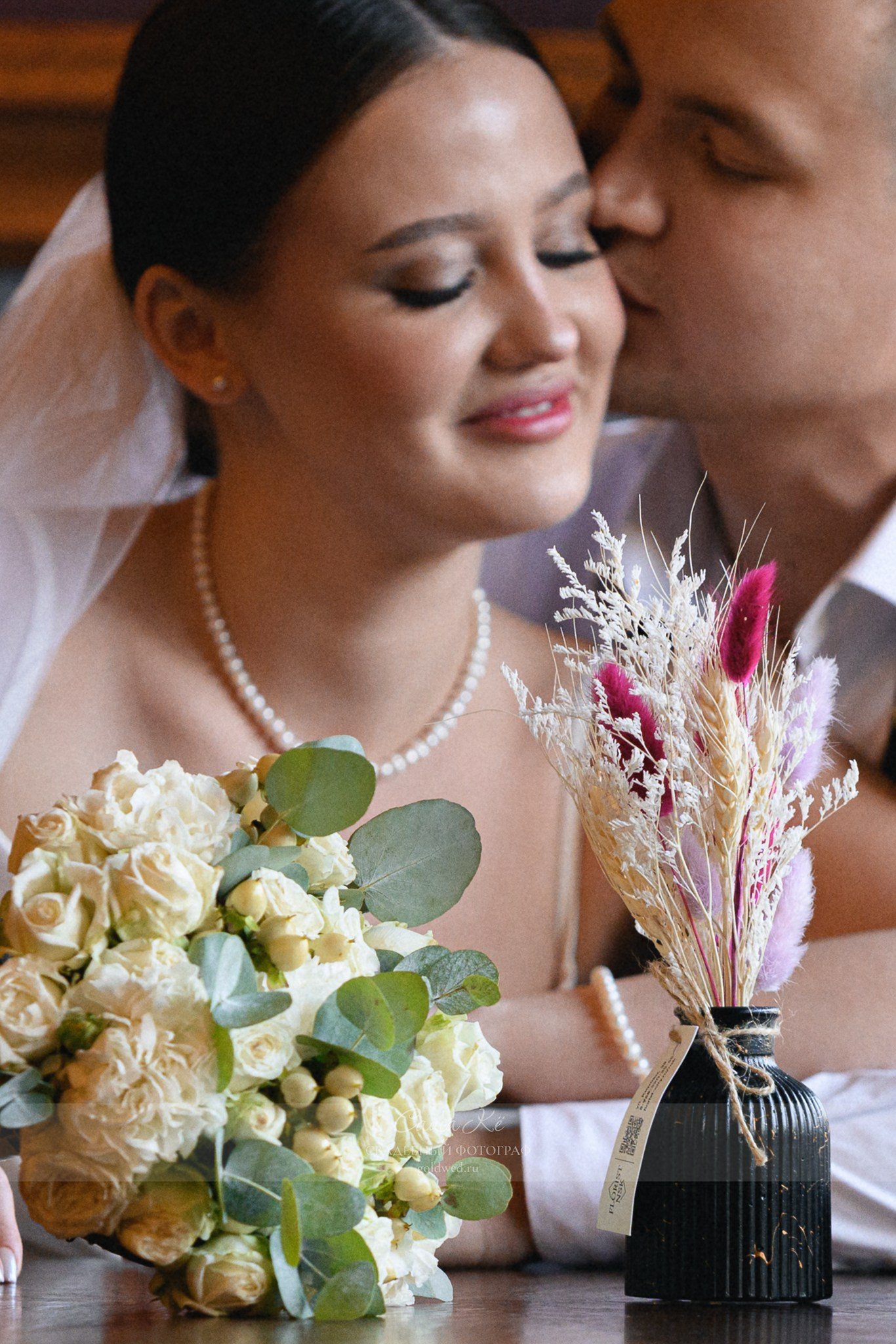 Идеальные фото для молодоженов: Новосибирск, эмоции и стиль. Свадебный и семейный, event фотограф, фоторепортаж в Новосибирске — Саша Кё