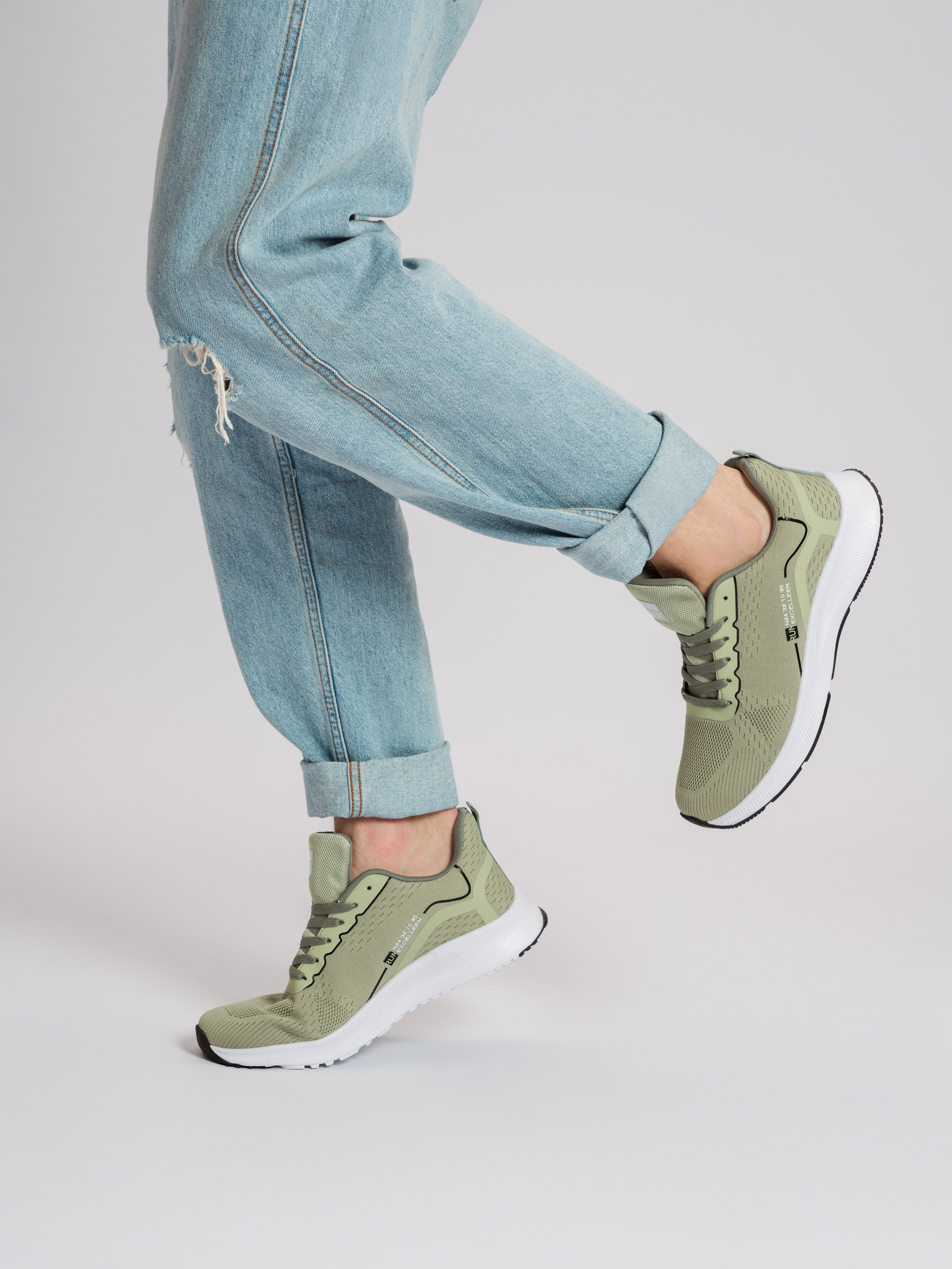 Съемка взрослой одежды на модели сайтов, маркетплейсов, WB, Ozon, Яндекс Маркет и др. Студия коммерческой съемки ХВОЯ