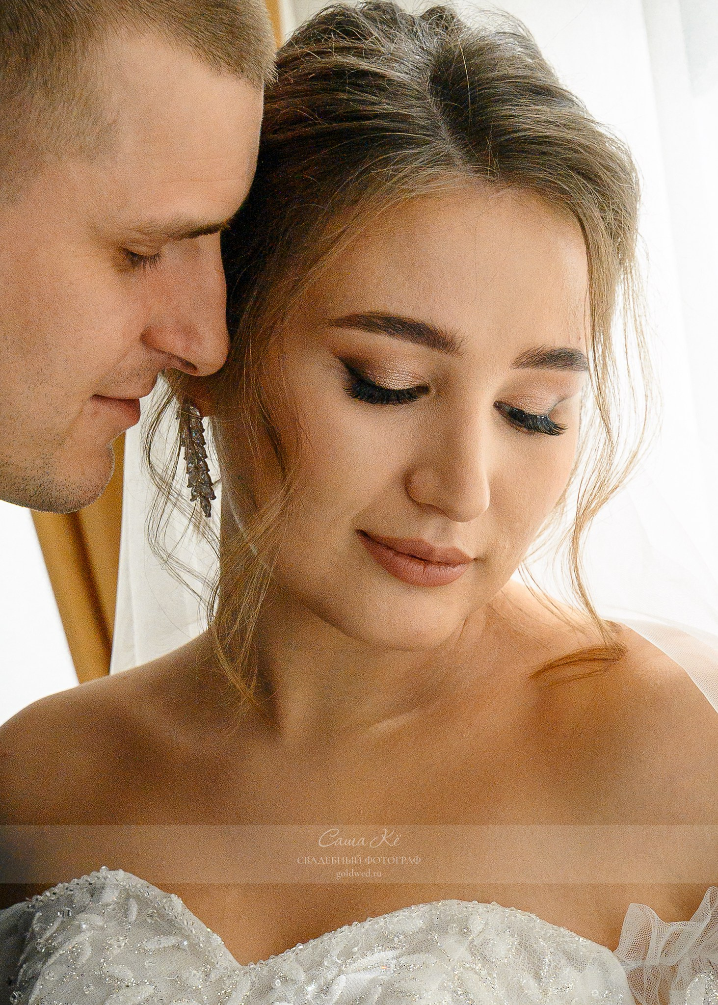 Свадебная фотосессия С&А на Садовой, 19. Свадебный, семейный и event фотограф в Новосибирске и Новосибирской области Саша Кё