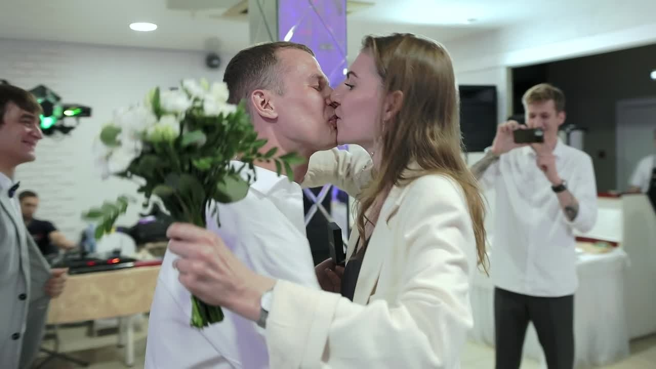 Банкетные гости - видеосъёмка в Омске