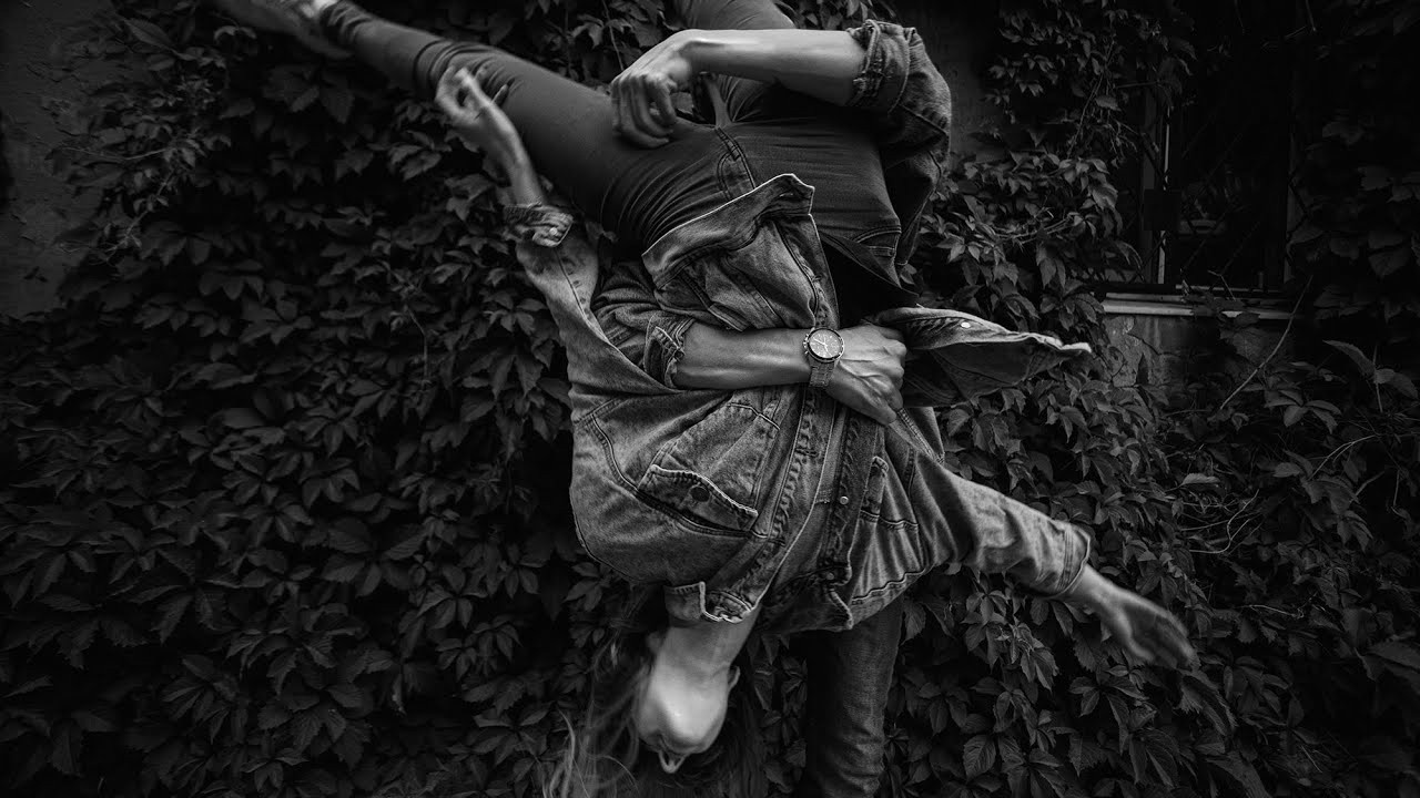 VIDEO. Wedding photographer