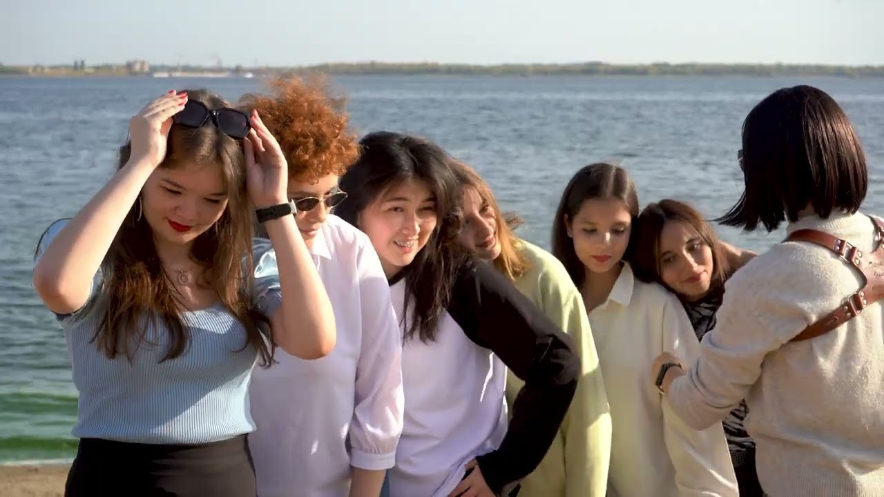 Выпускные альбомы для 9-11 класса Саратов. Выпускные альбомы Саратов Энгельс фотограф Титова Ирина