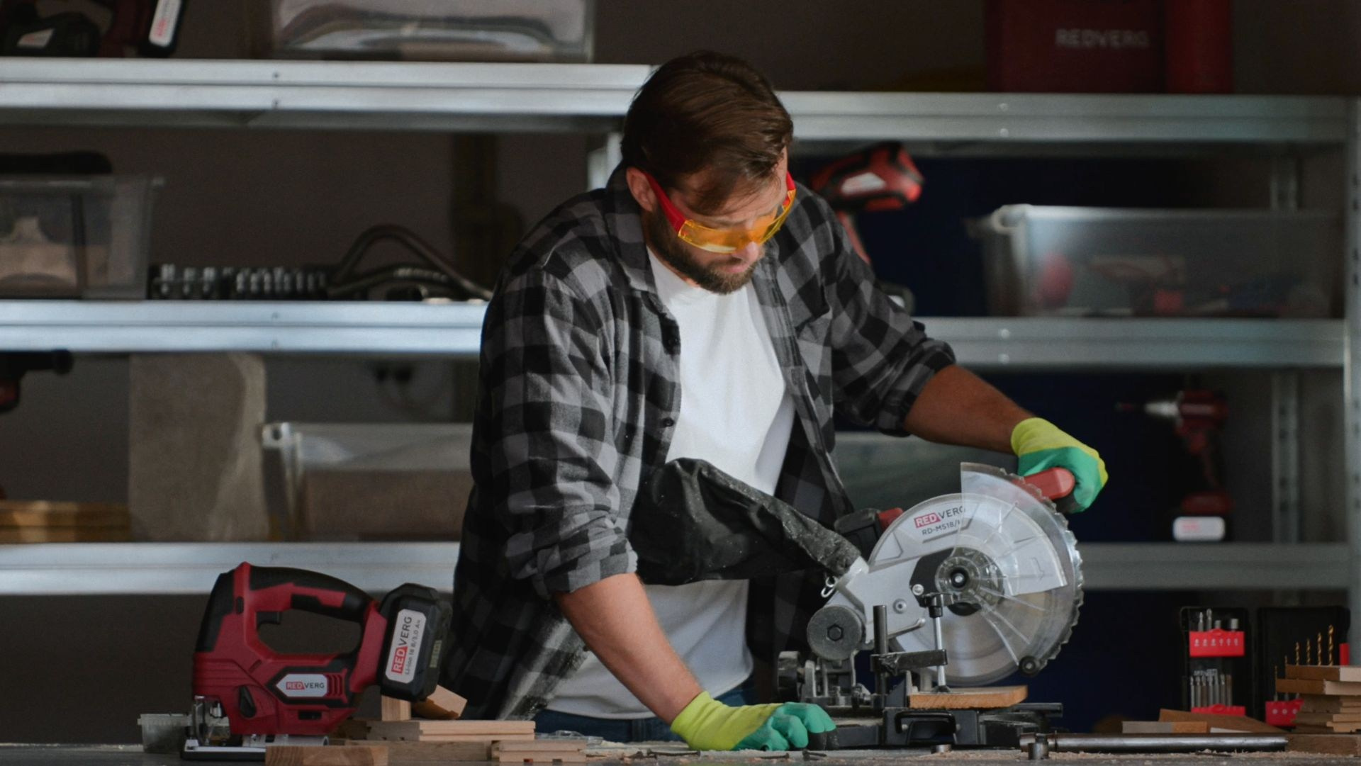 КЕЙСЫ. Режиссёр Алексей Логинов