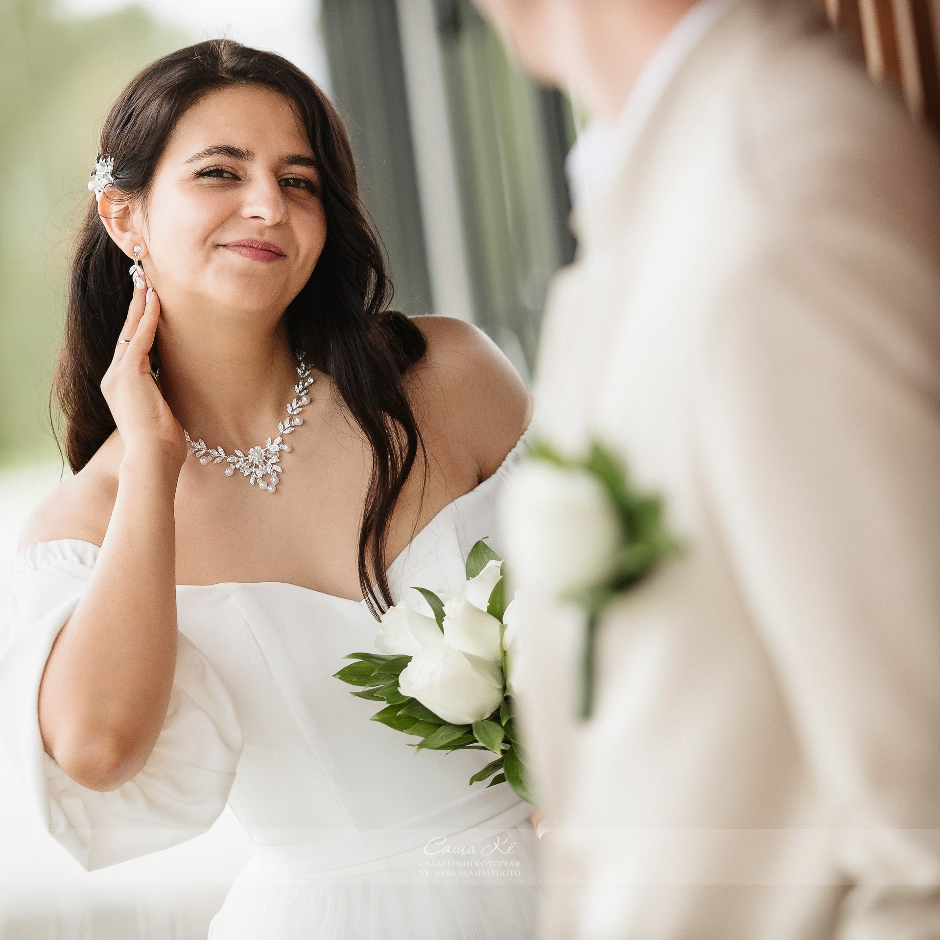Свадебная фотосессия O&A в Парк-Арена у нового ледового дворца. Свадебный, семейный и event фотограф в Новосибирске и Новосибирской области Саша Кё