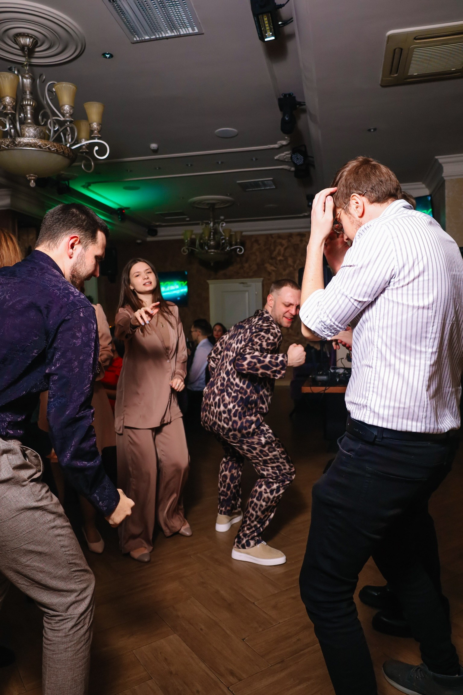 Фотограф и видеограф для бизнеса, экспертов и мероприятий в Москве