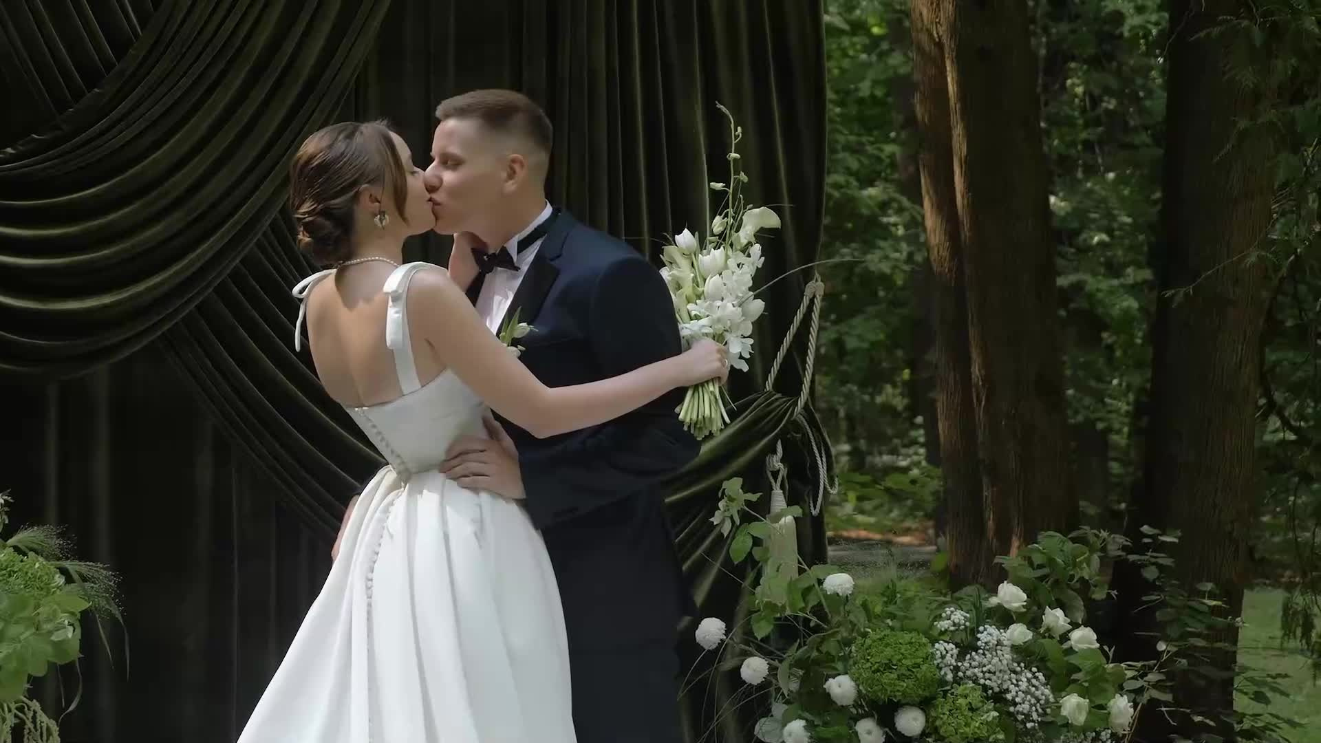 Свадебная видеосъемка в Москве и Московской области. Свадебный Видеограф Виктор Васяков в Москве и Московской области