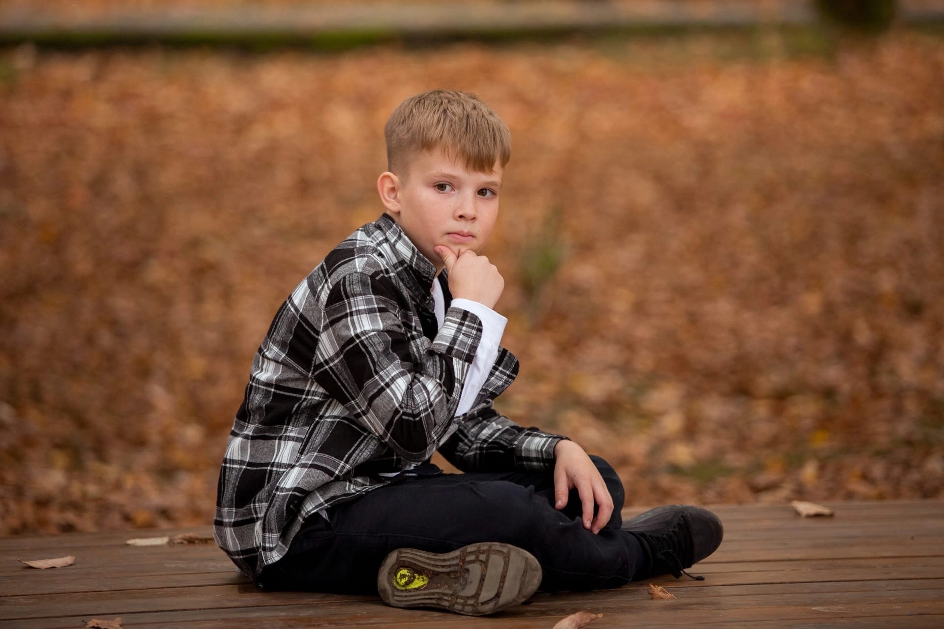 Модель Данис для предметной съемки  в Сочи| Sale Easy