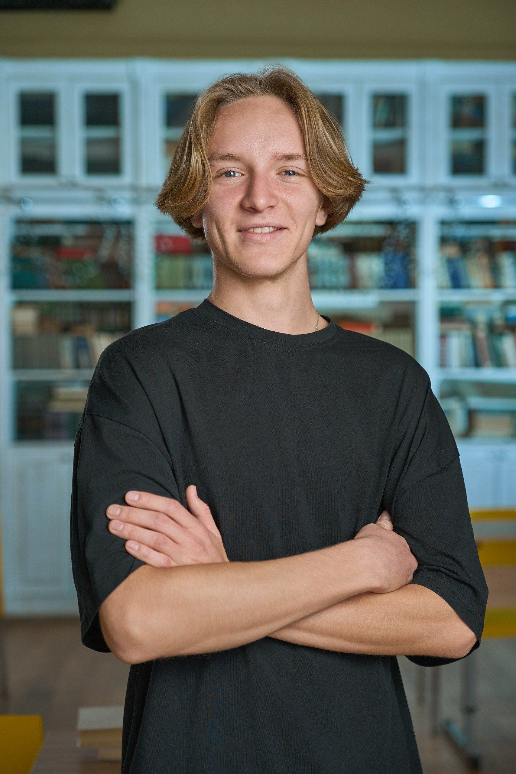 Фотограф выпускных альбомов школ. Контент-фотограф в Москве Тима Забабурин