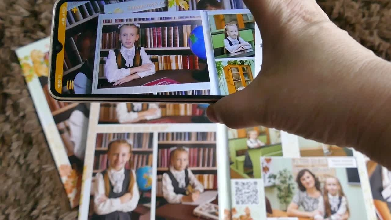 Фотокниги персональные. Выпускные альбомы в Тутаеве.Захарова Лариса